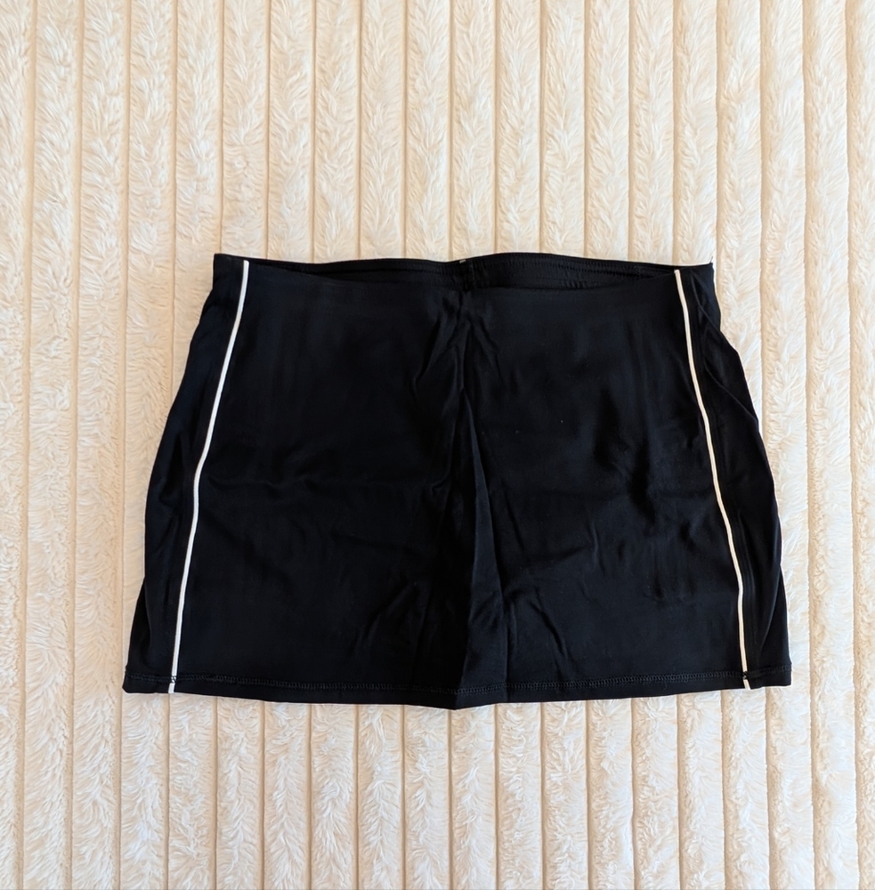 🩷 5/$25 - Garage Black Nylon-Spandex Blend Skort